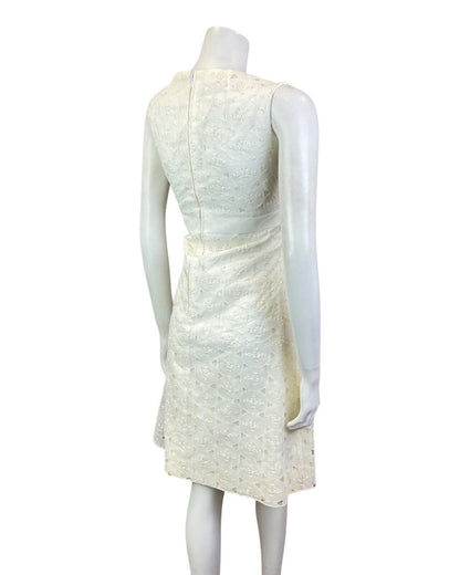 VINTAGE 60s 70s WHITE EMBROIDERED CIRCLE FLORAL CUT-WORK VERA MONT DRESS 12