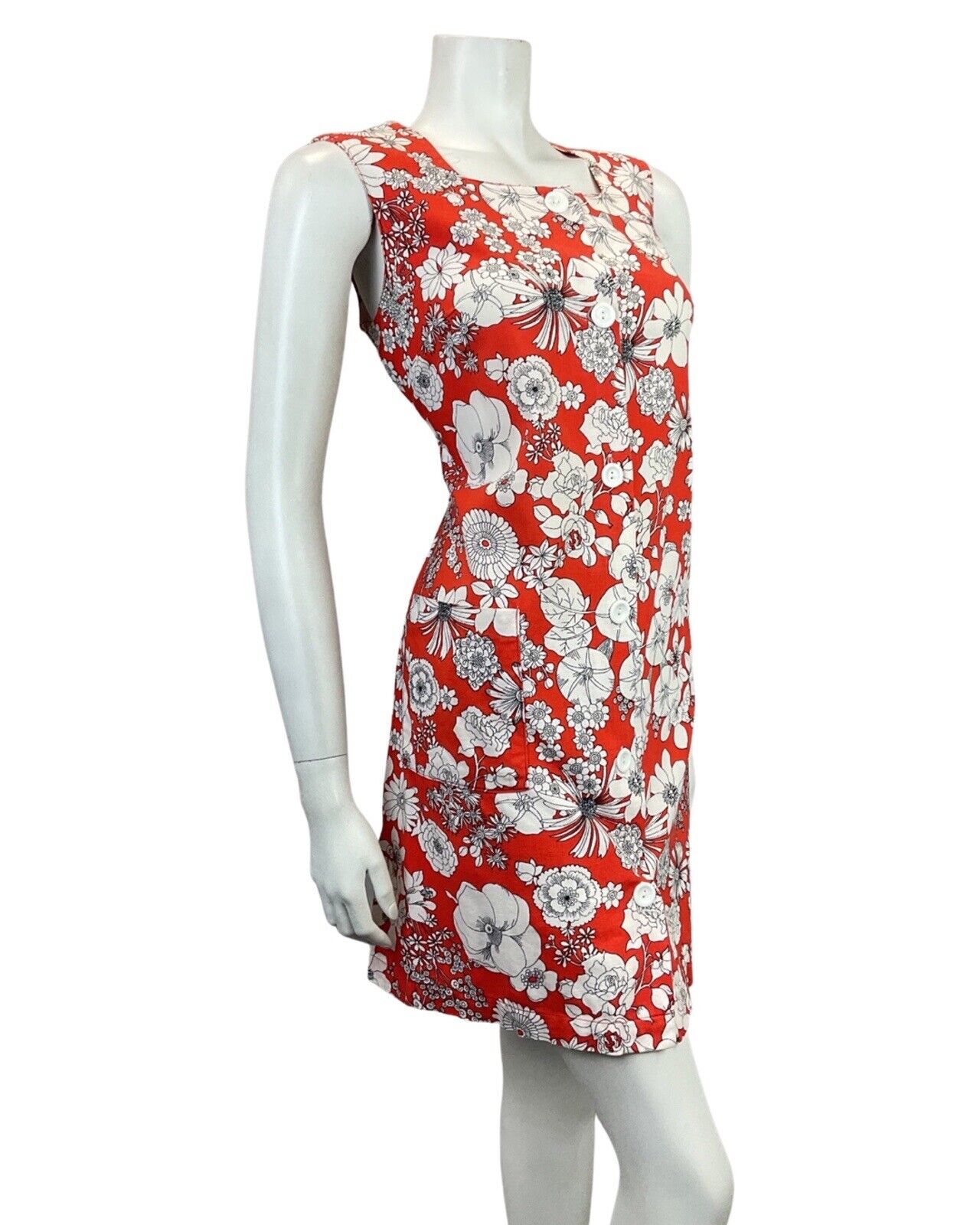 VINTAGE 60s 70s RED WHITE BLACK FLORAL MOD SLEEVELESS A-LINE SHIFT DRESS 12