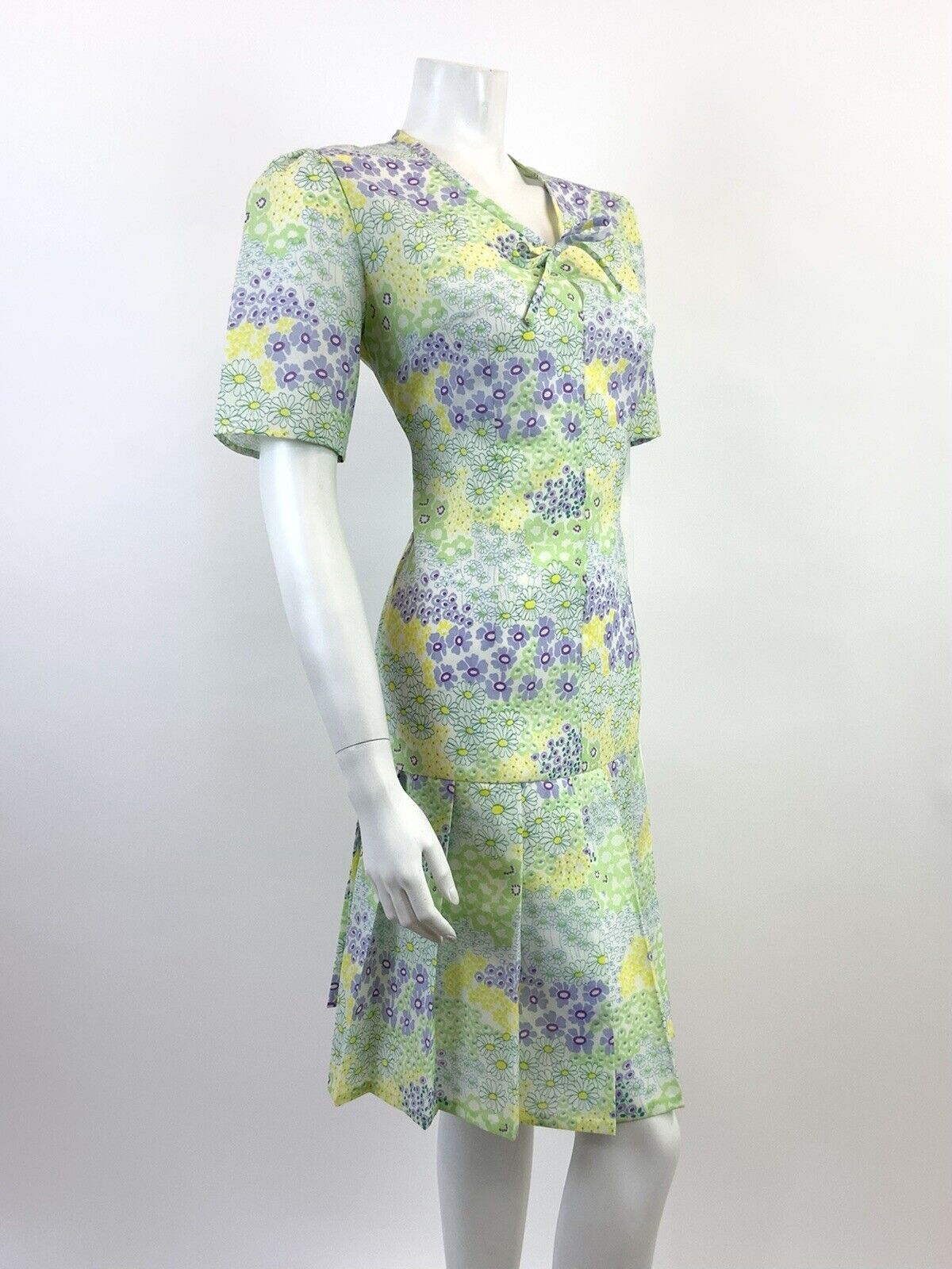 VTG 60s 70s GREEN PURPLE WHITE YELLOW FLORAL PSYCHEDELIC DROP WAIST DRESS 12 14