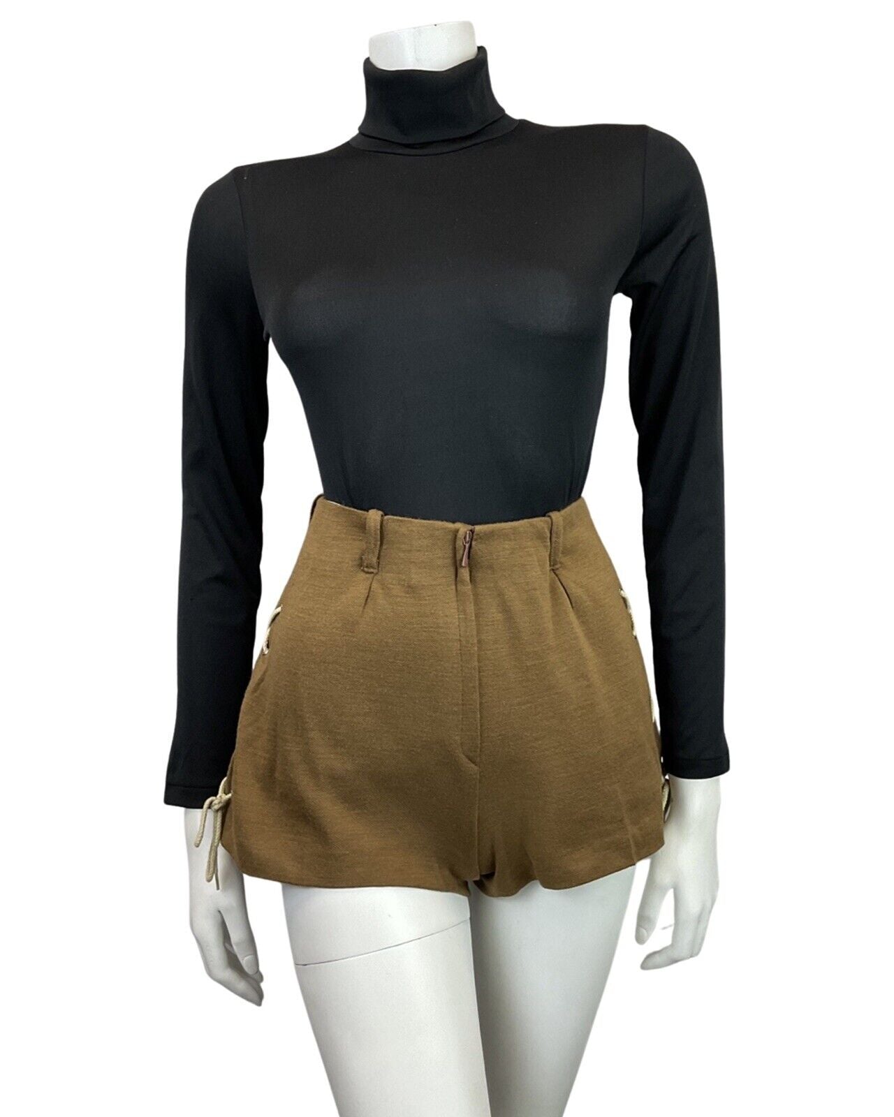 VINTAGE 60s 70s BROWN CREAM LACE-UP HOT PANTS GOGO MOD SHORTS 6 8