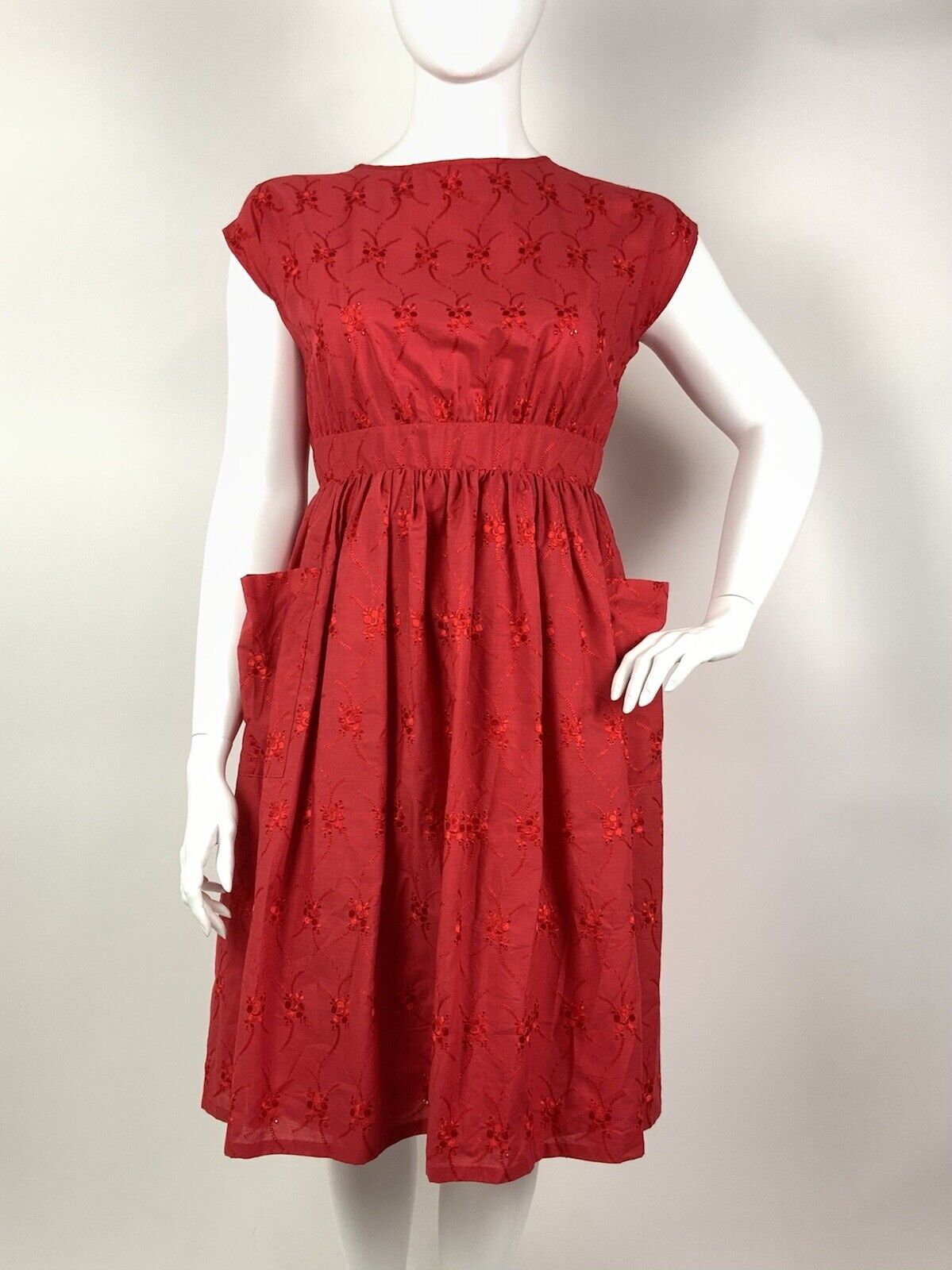 VINTAGE 60s 70s PILLARBOX RED EMBROIDERED FLORAL ANGLAISE SUMMER DRESS 12 14