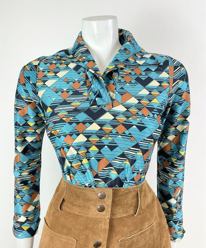 VTG 60s 70s METALLIC BLUE BRONZE CREAM GEOMETRIC CHECKED DAGGER BLOUSE 8 10