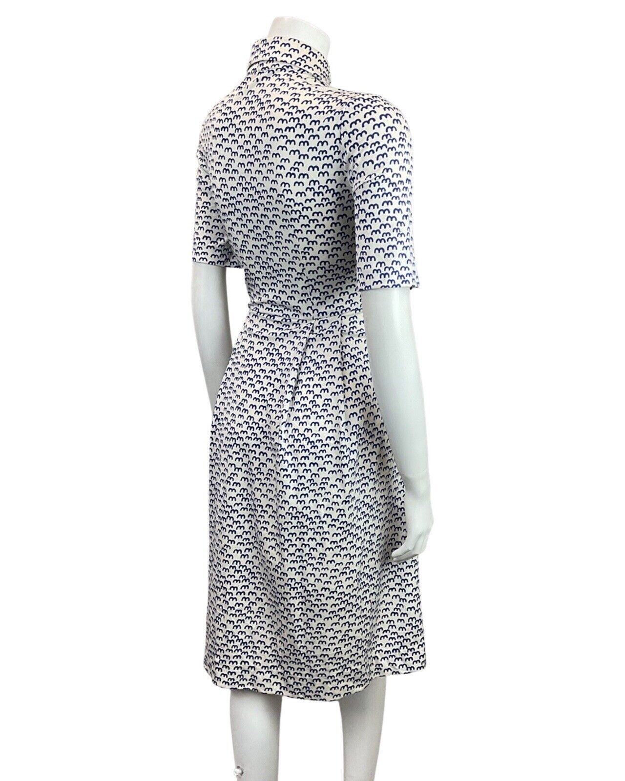 VINTAGE 60s 70s STYLE WHITE BLUE WAVY MOD DAGGER COLLAR SHIRT DRESS 8 10