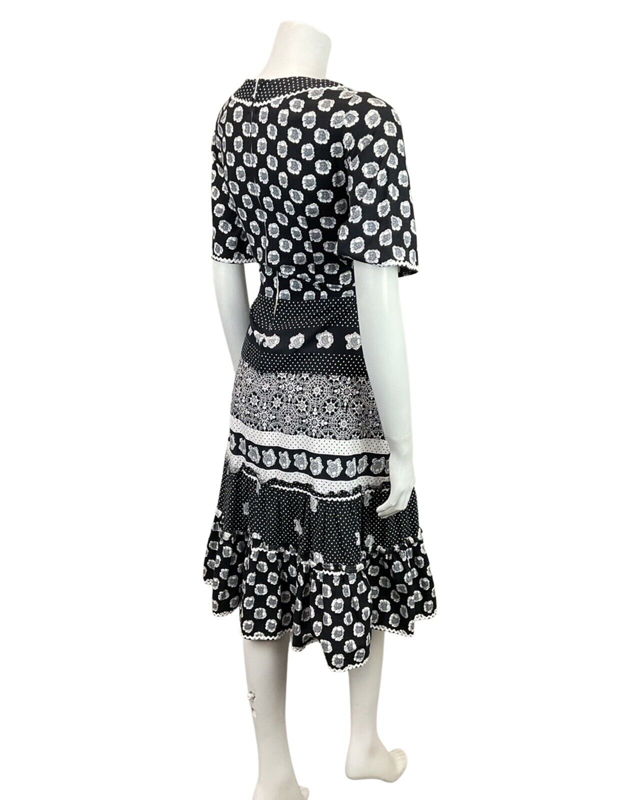 VINTAGE 60s 70s BLACK WHITE FLORAL POLKA-DOT RICRAC MOD RUFFLE DRESS 10