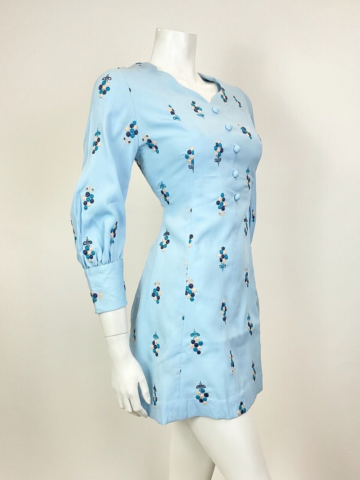 VTG 60s 70s BABY BLUE NAVY CREAM EMBROIDERED ANGLAISE FLORAL SWING DRESS 10 12