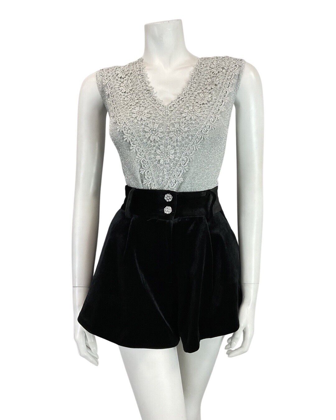 VINTAGE 60s 70s METALLIC SILVER FLORAL LACE PARTY SLEEVELESS KNIT TOP 12 14