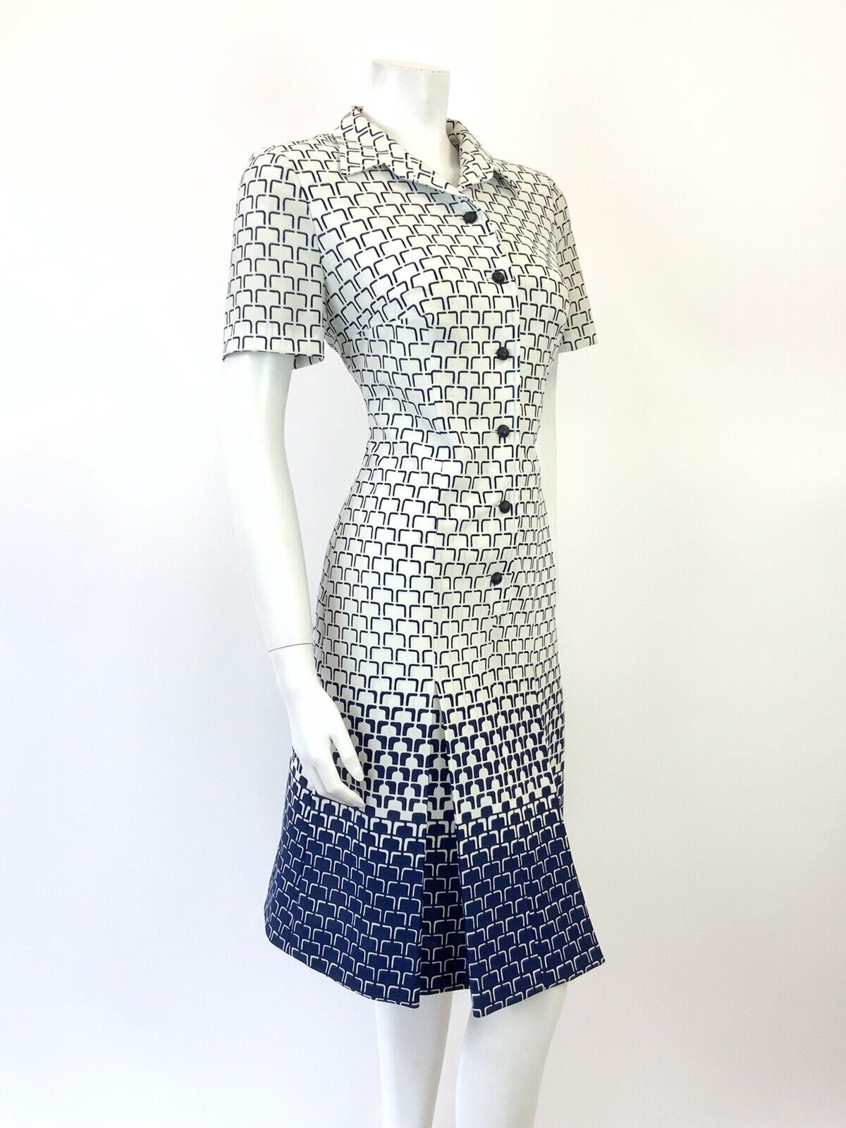 VINTAGE 60s 70s WHITE NAVY BLUE GEOMETRIC OP-ART FADE DAGGER SHIRT DRESS 12 14