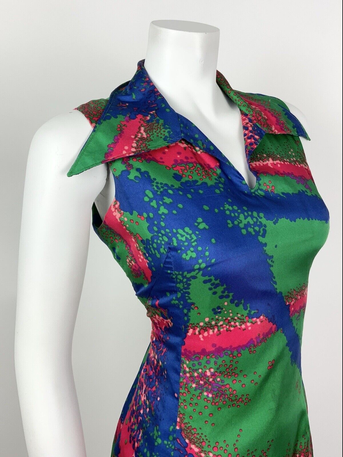 VINTAGE 60s 70s GREEN BLUE RED PINK ABSTRACT PSYCHEDELIC WING COLLAR DRESS 12