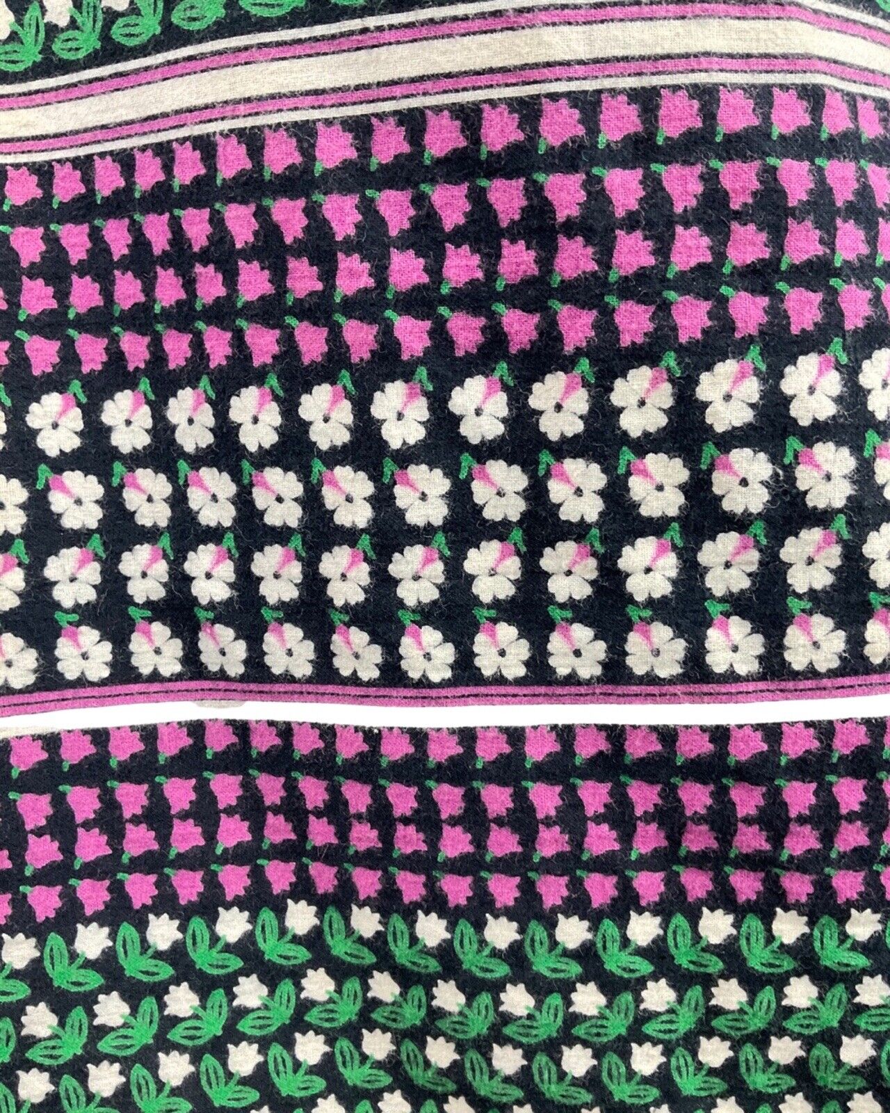 VINTAGE 60s 70s BLACK GREEN PURPLE DAISY FLORAL BELL SLEEVE MOD DRESS 10