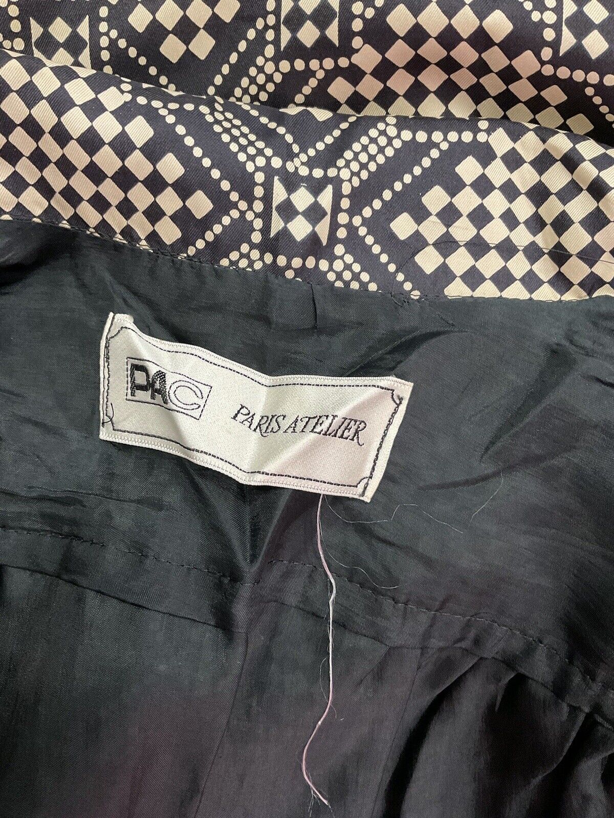 VINTAGE 60s 70s CREAM BLACK GEOMETRIC CHECKERBOARD MOD DAGGER SHIRT DRESS 8 10