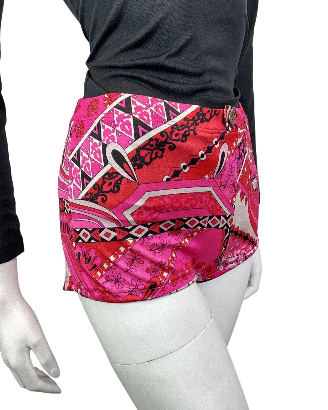 VINTAGE 60s 70s PINK RED BLACK PSYCHEDELIC FLORAL HIGH-WAISTED SWIM SHORTS 16