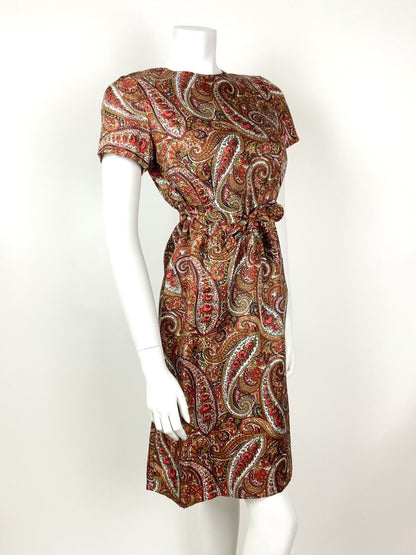 VINTAGE 60s 70s RED GREEN BLACK PEACH FLORAL PSYCHEDELIC PAISLEY BELTED DRESS 10