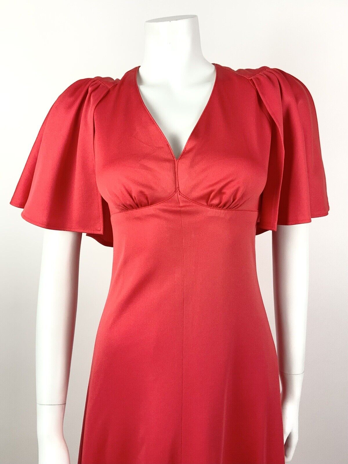 VINTAGE 60s 70s PILLARBOX RED CAPE SLEEVE ELEGANT STUDIO 54 DRESS 8 10
