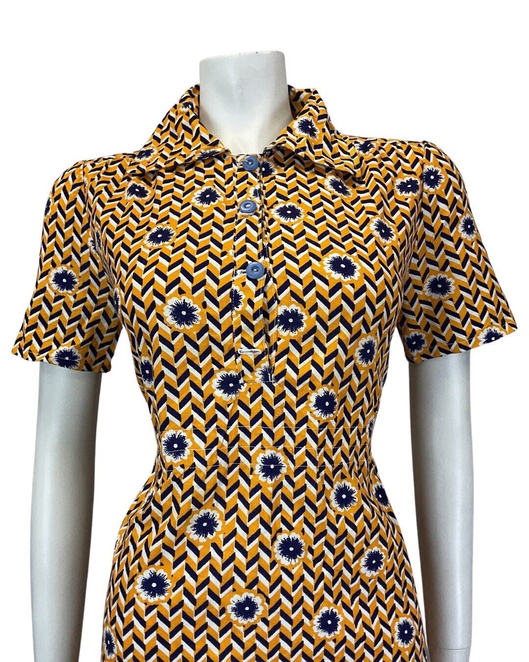 VINTAGE 60s 70s YELLOW BLUE WHITE CHEVRON FLORAL GEOMETRIC MOD SHIRT DRESS 10