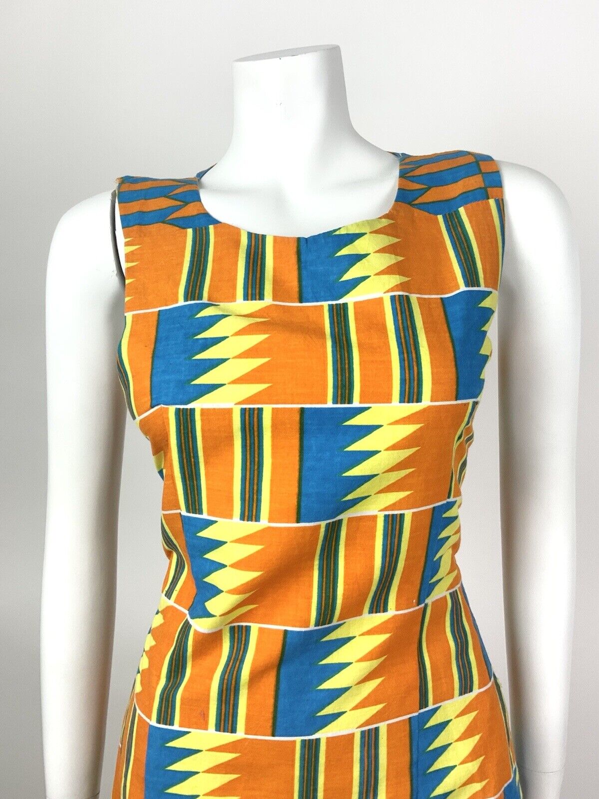 VINTAGE 60s 70s ORANGE YELLOW BLUE GEOMETRIC AZTEC SLEEVELESS SUMMER DRESS 10