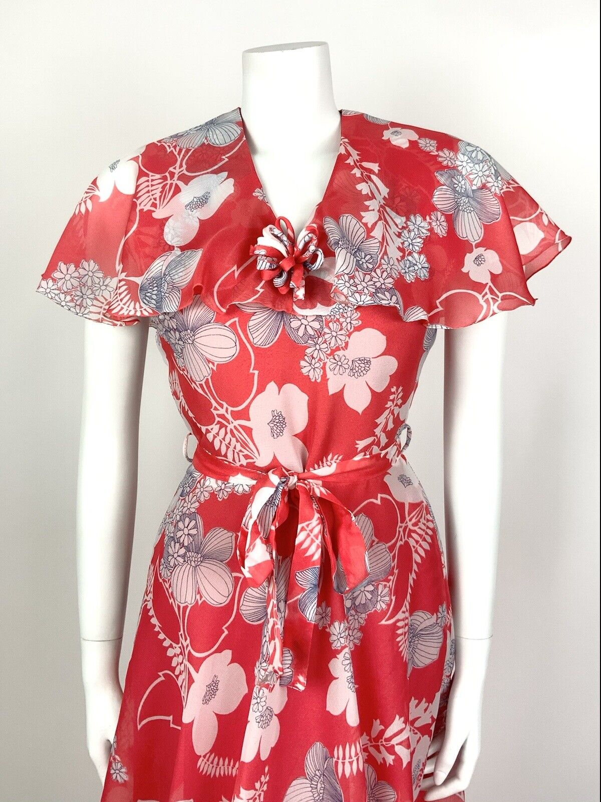 VINTAGE 60s 70s RED WHITE BLUE FLORAL CAPE SLEEVE SHEER SUMMER DRESS 8 10