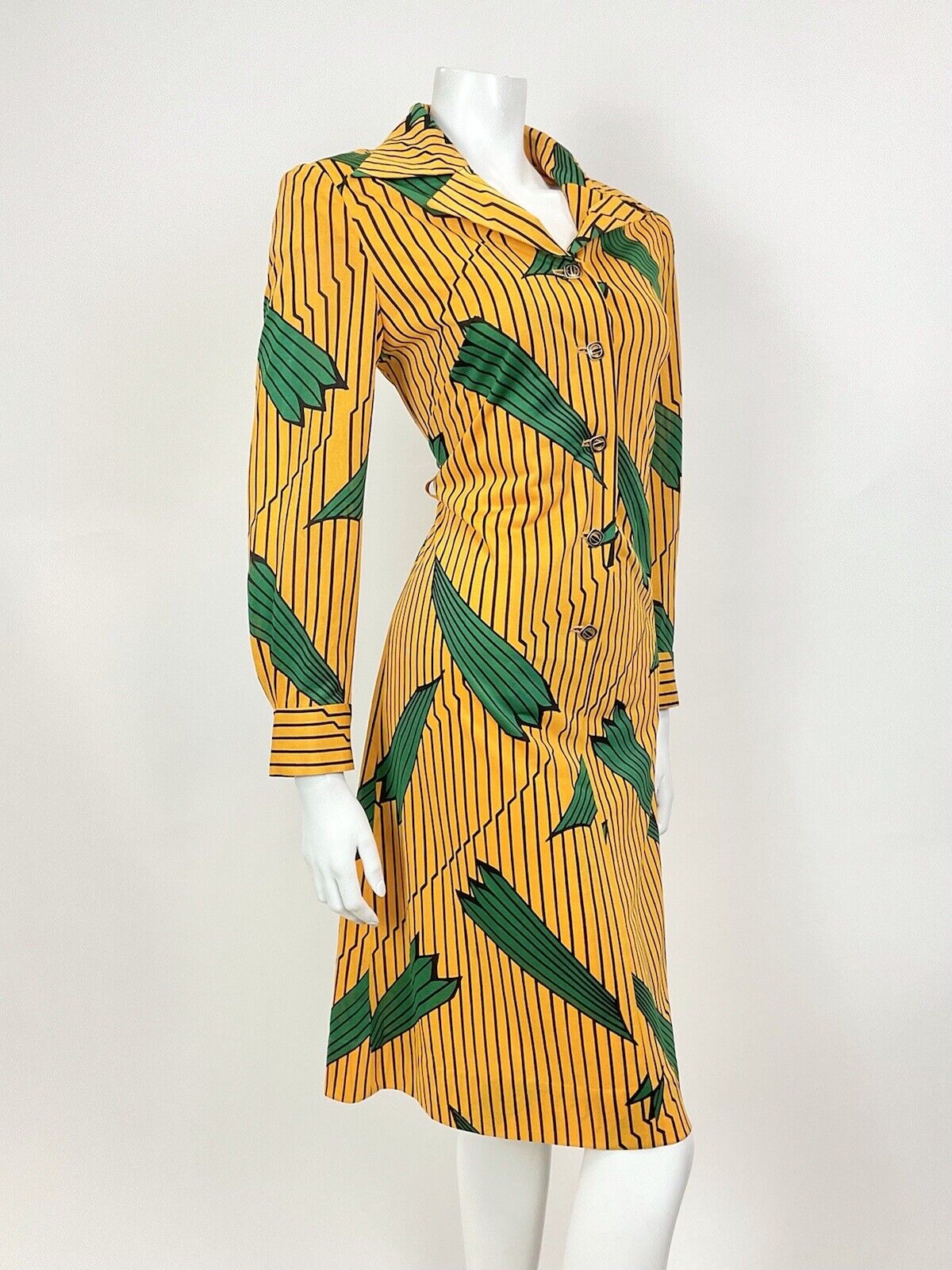 VINTAGE 60s 70s YELLOW BLACK GREEN STRIPED LEAFY MOD DAGGER SHIRT DRESS 10 12