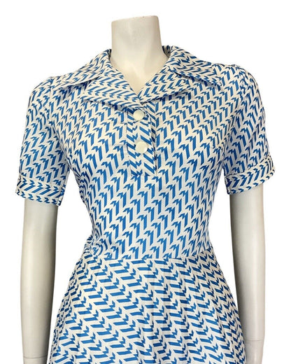 VINTAGE 60s 70s BLUE WHITE STRIPED ZIG-ZAG GEOMETRIC MOD SHIRT SWING DRESS 10