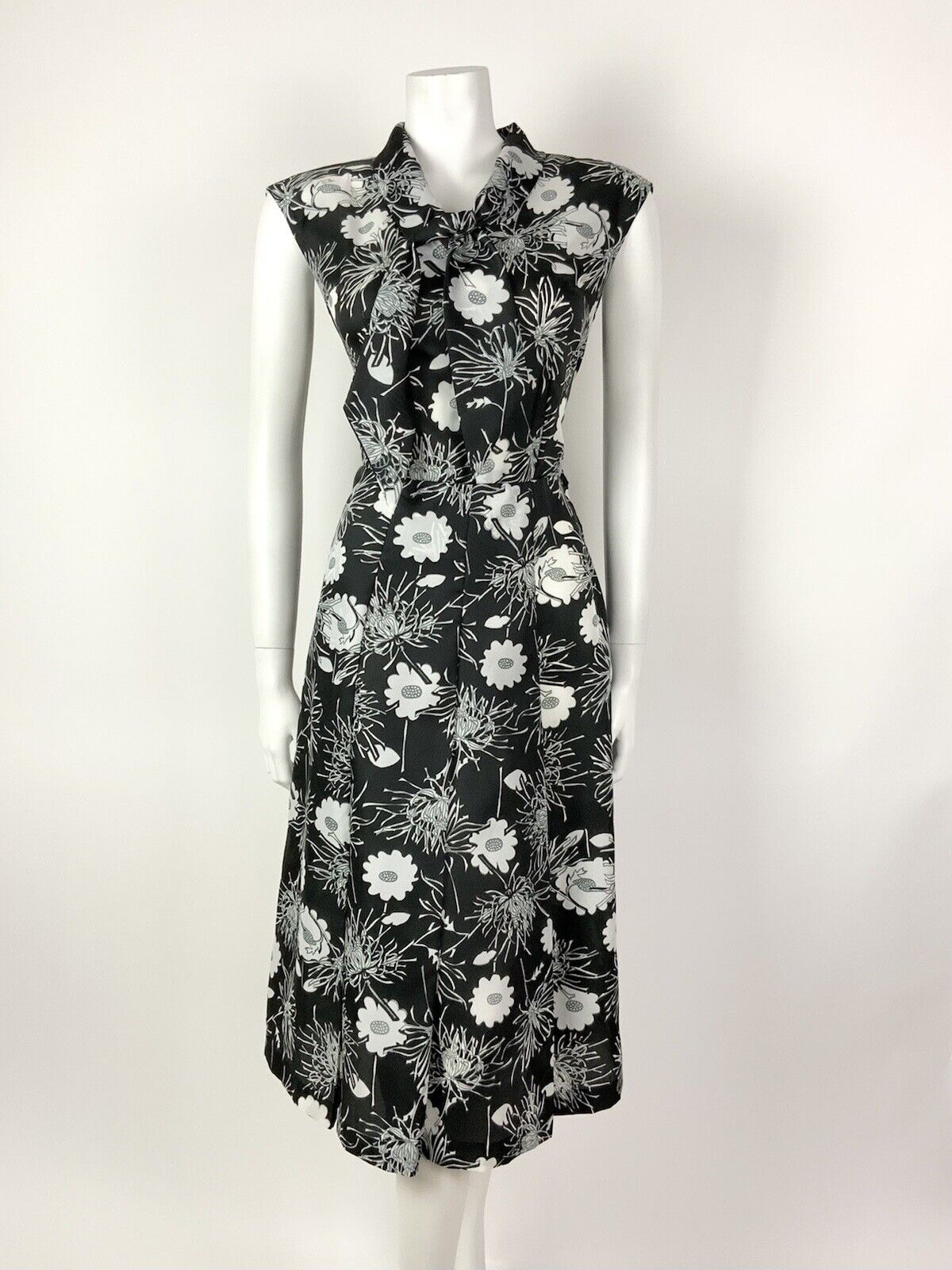 VINTAGE 60s 70s BLACK GREY WHITE FLORAL BOW SHAWL SLEEVELESS DRESS 10 12