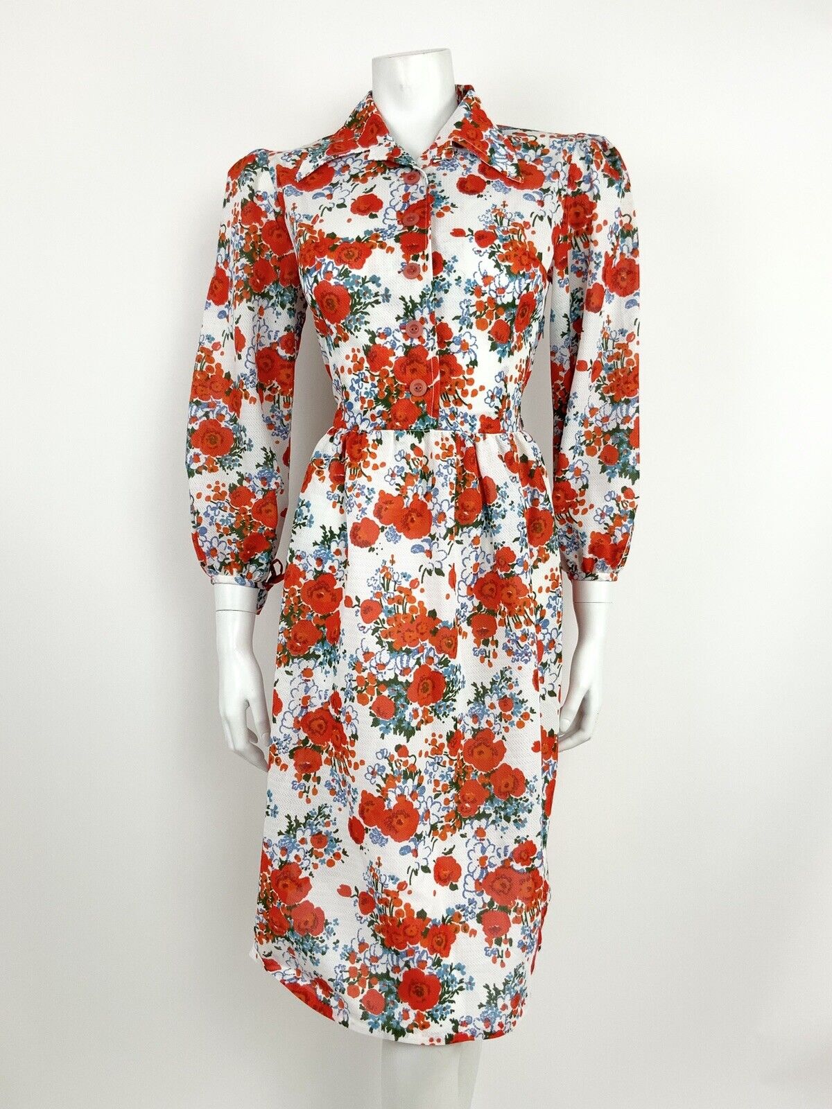 VINTAGE 60s 70s WHITE BLUE GREEN RED FLORAL POPPY DAGGER SHIRT DRESS 10