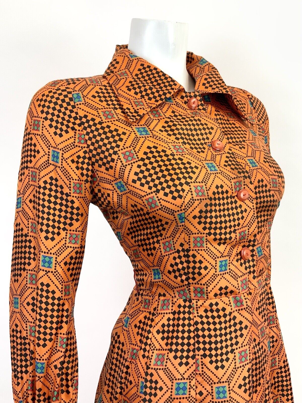 VINTAGE 60s 70s ORANGE BLACK GREEN RED CHECKERBOARD GEOMETRIC DAGGER SHIRT 8 10