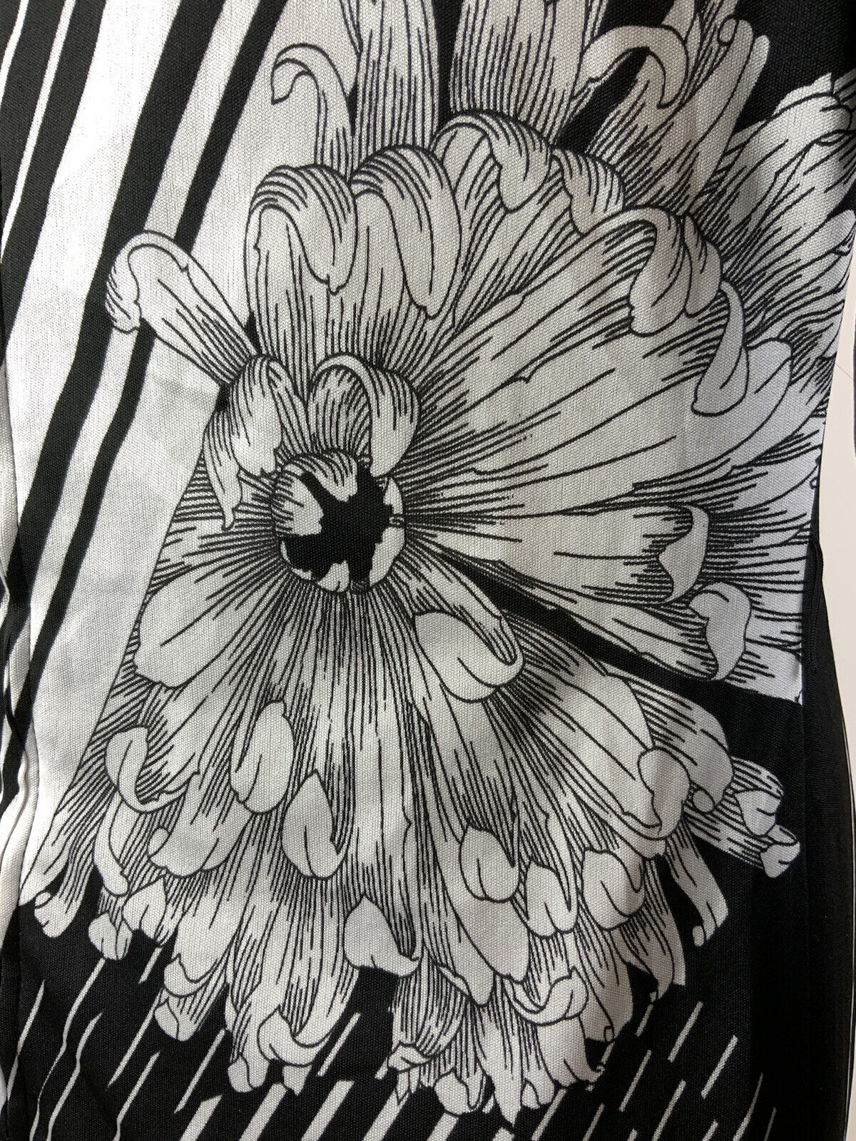 VINTAGE 60s 70s BLACK WHITE STRIPED FLORAL OP-ART FITTED KNEE-LENGTH DRESS 12 14