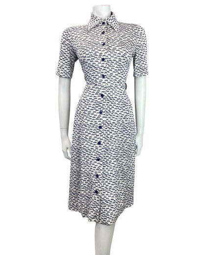 VINTAGE 60s 70s STYLE WHITE BLUE WAVY MOD DAGGER COLLAR SHIRT DRESS 8 10