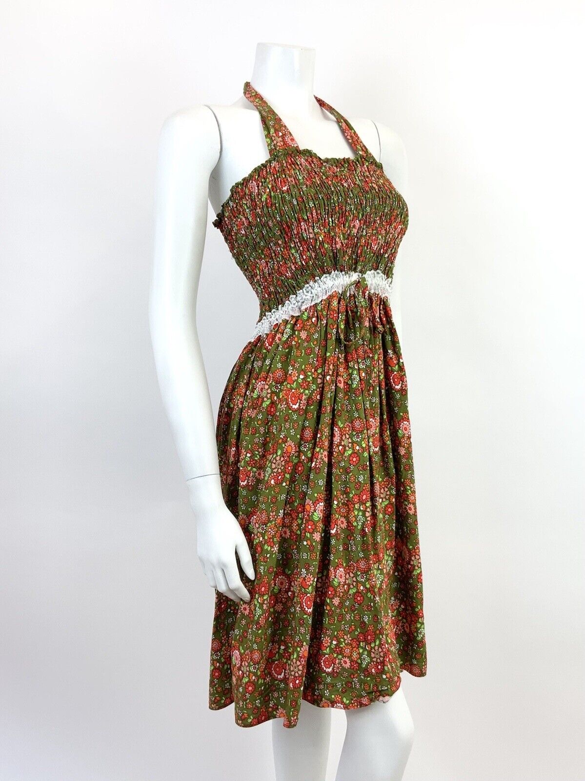 VINTAGE 60s 70s GREEN RED PINK WHITE FLORAL DISTY LACE MOD MINI HALTER DRESS 10