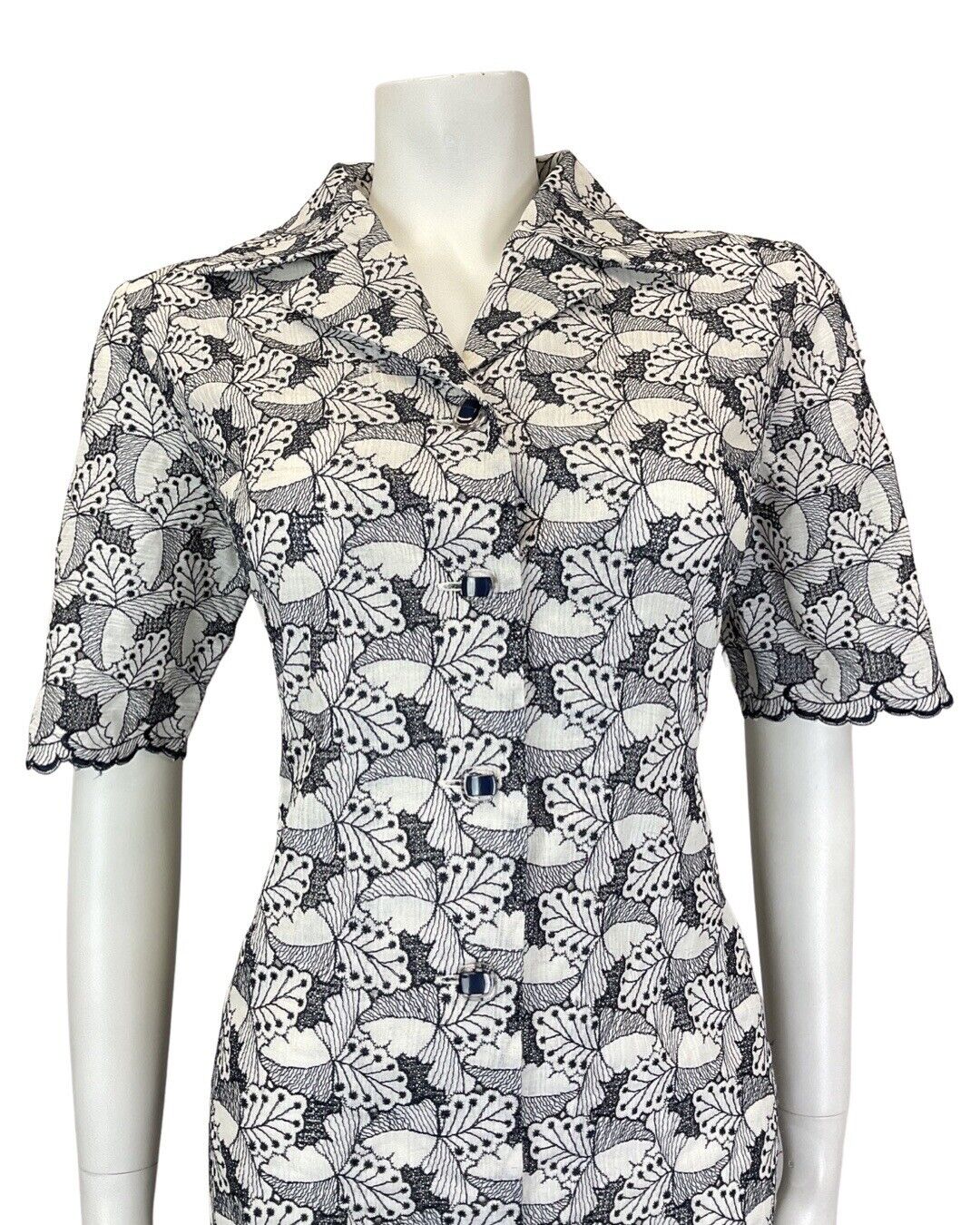 VINTAGE 60s 70s BLACK WHITE EMBROIDERED LEAFY FLORAL MOD SHIRT DRESS 12 14