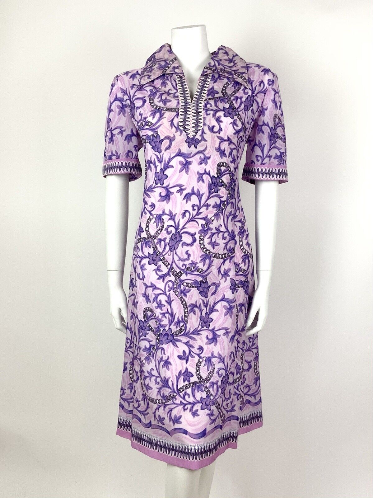 VINTAGE 60s 70s PINK PURPLE BLACK ACANTHUS FLORAL CHAIN WING COLLAR DRESS 14