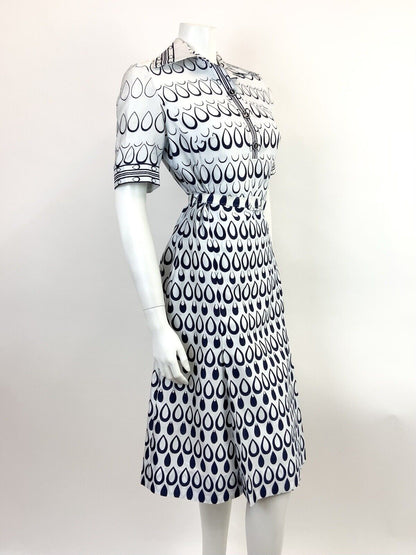 VTG 60s 70s WHITE NAVY BLUE TEARDROP MOD BELTED DAGGER COLLAR SHIRT DRESS 8 10