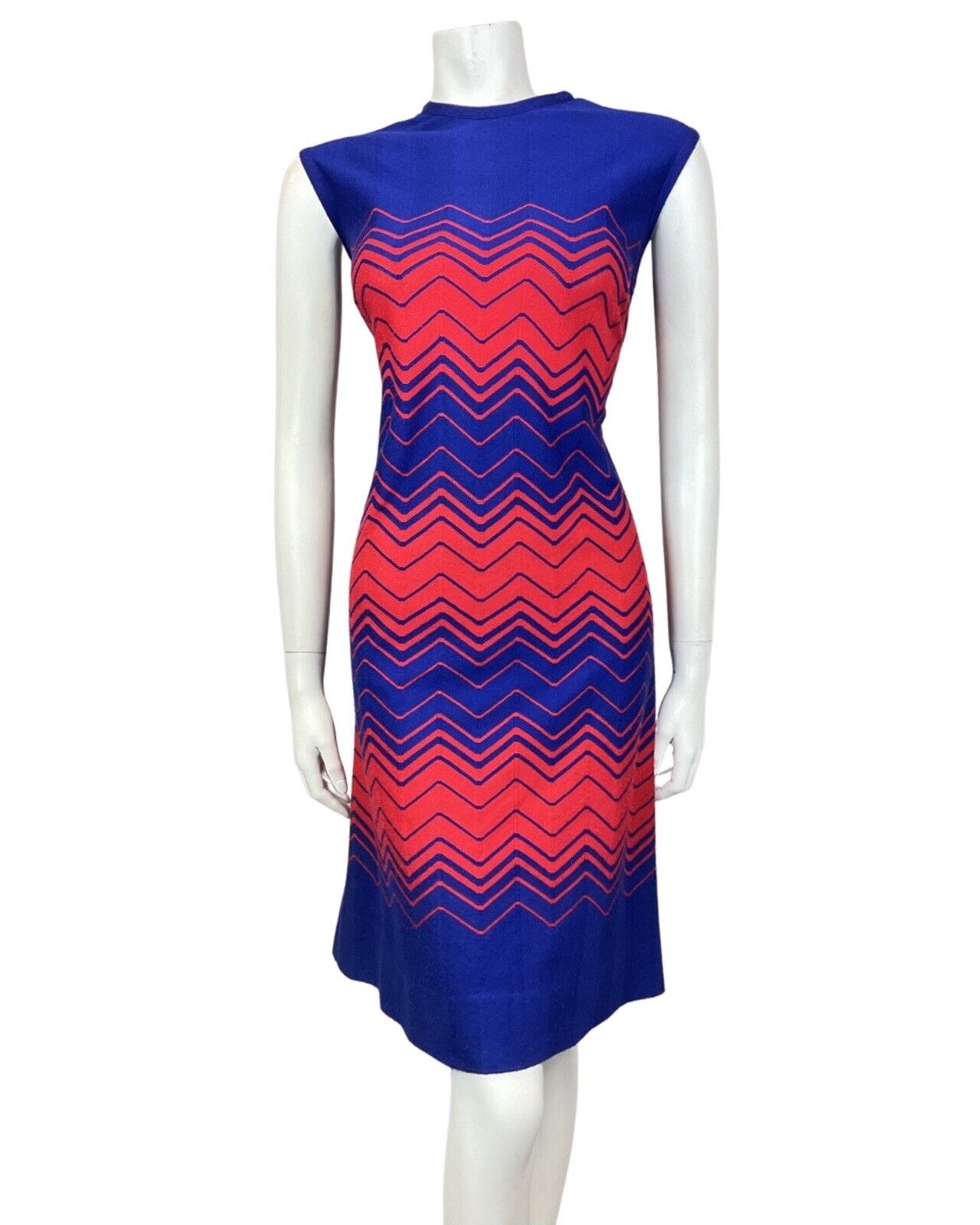 VINTAGE 60s 70s BLUE RED ZIG-ZAG GEOMETRIC SLEEVELESS MOD KNIT DRESS 12 14