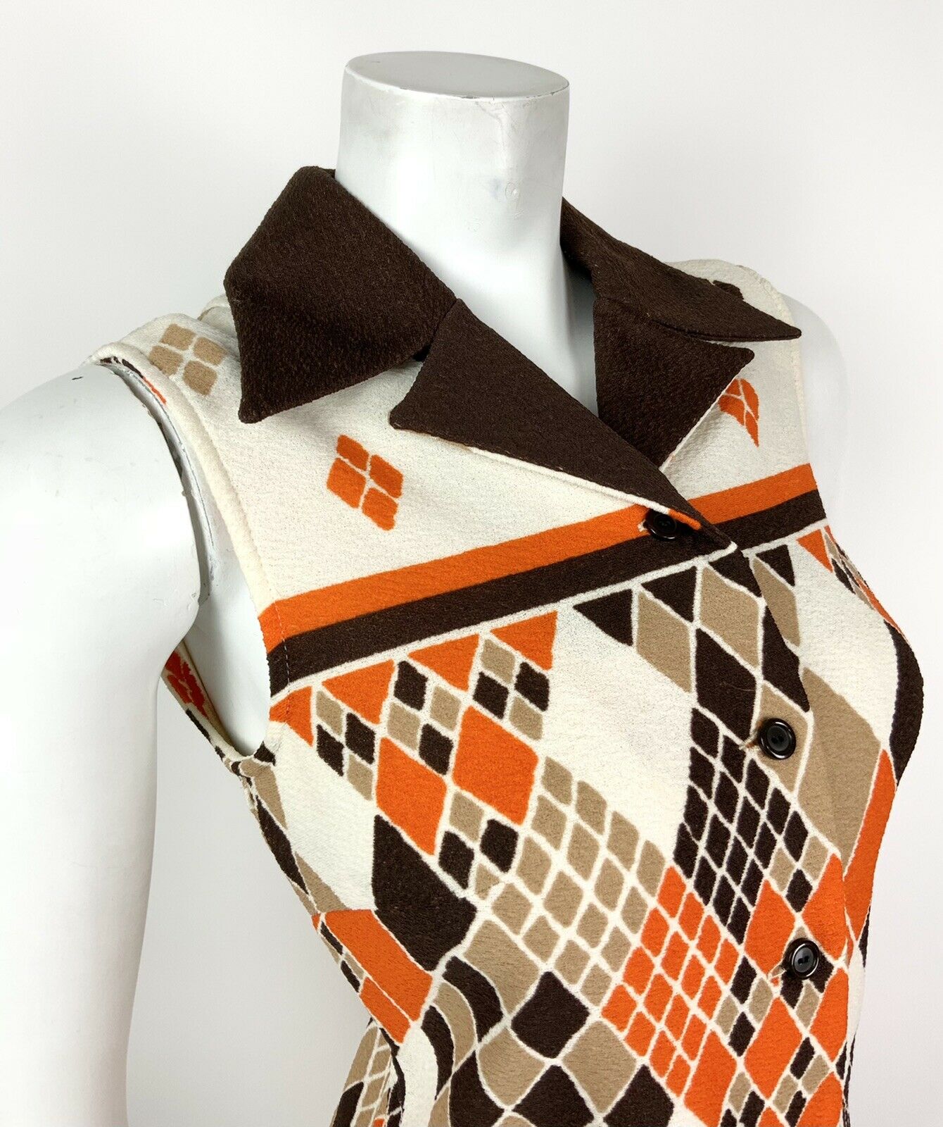 VINTAGE 60s 70s WHITE BROWN ORANGE DIAMOND PREPPY SLEEVELESS DRESS 8 10