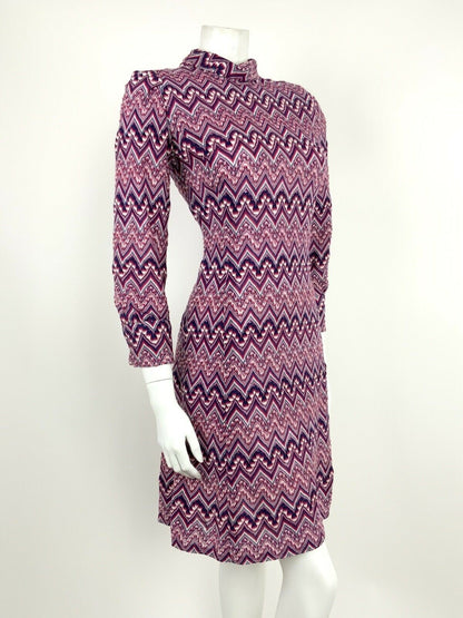 VINTAGE 60s 70s BLUE WHITE RED CHEVRON CROCHET KNIT MOD TURTLENECK DRESS 10 12