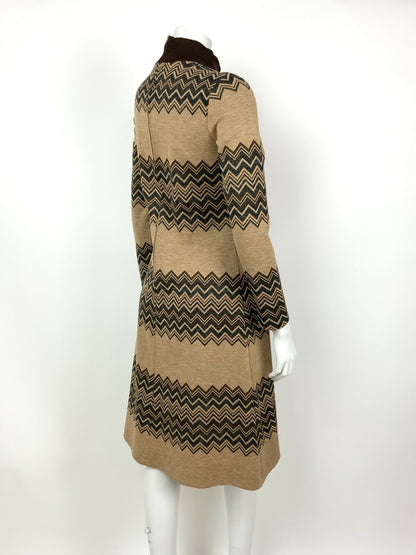 VINTAGE 60s 70s BROWN BLACK CHEVRON TURTLENECK BOHO JUMPER DRESS 8 10