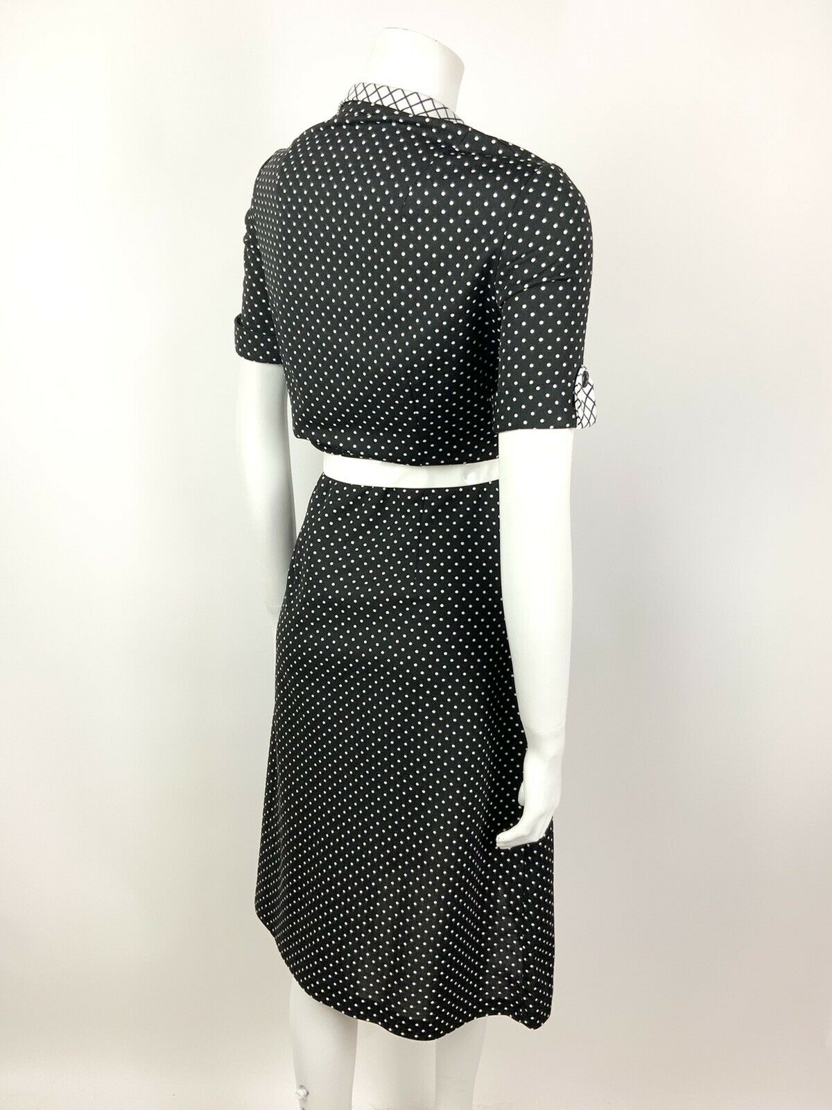 VINTAGE 60s 70s BLACK WHITE POLKA-DOT MOD BELTED MIDI WIGGLE DRESS 10 12