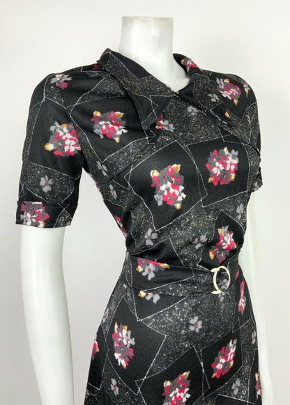 VINTAGE 60s 70s BLACK GREEN PINK YELLOW FLORAL GEOMETRIC DAGGER COLLAR DRESS 12