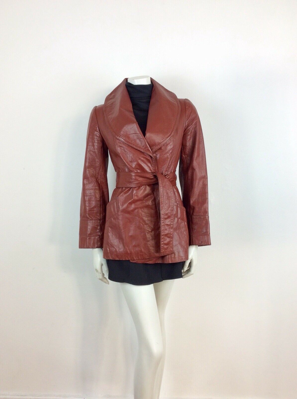 CLASSIC TRUE VINTAGE 60s 70s  BROWN BURGUNDY WINE LEATHER WRAP JACKET 8 10 12