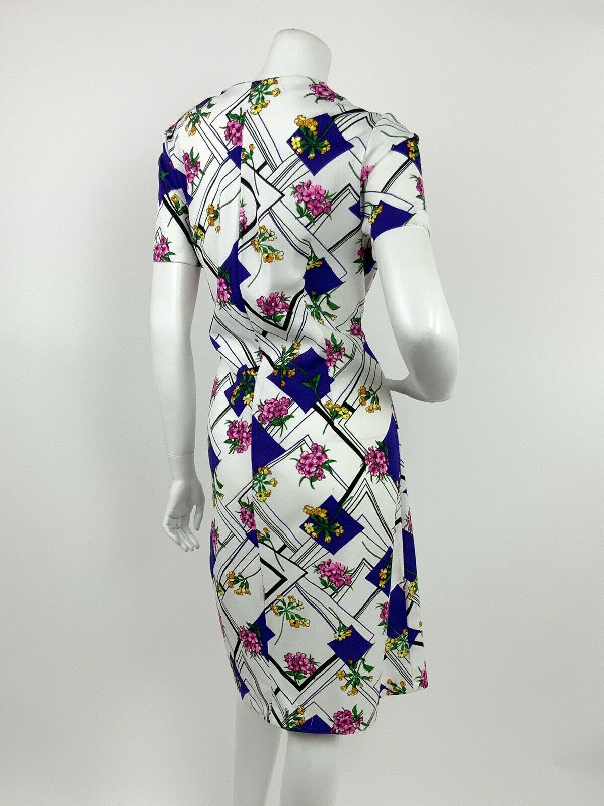 VINTAGE 60s 70s WHITE BLACK PURPLE PINK STRIPED GEOMETRIC FLORAL DRESS 16 18