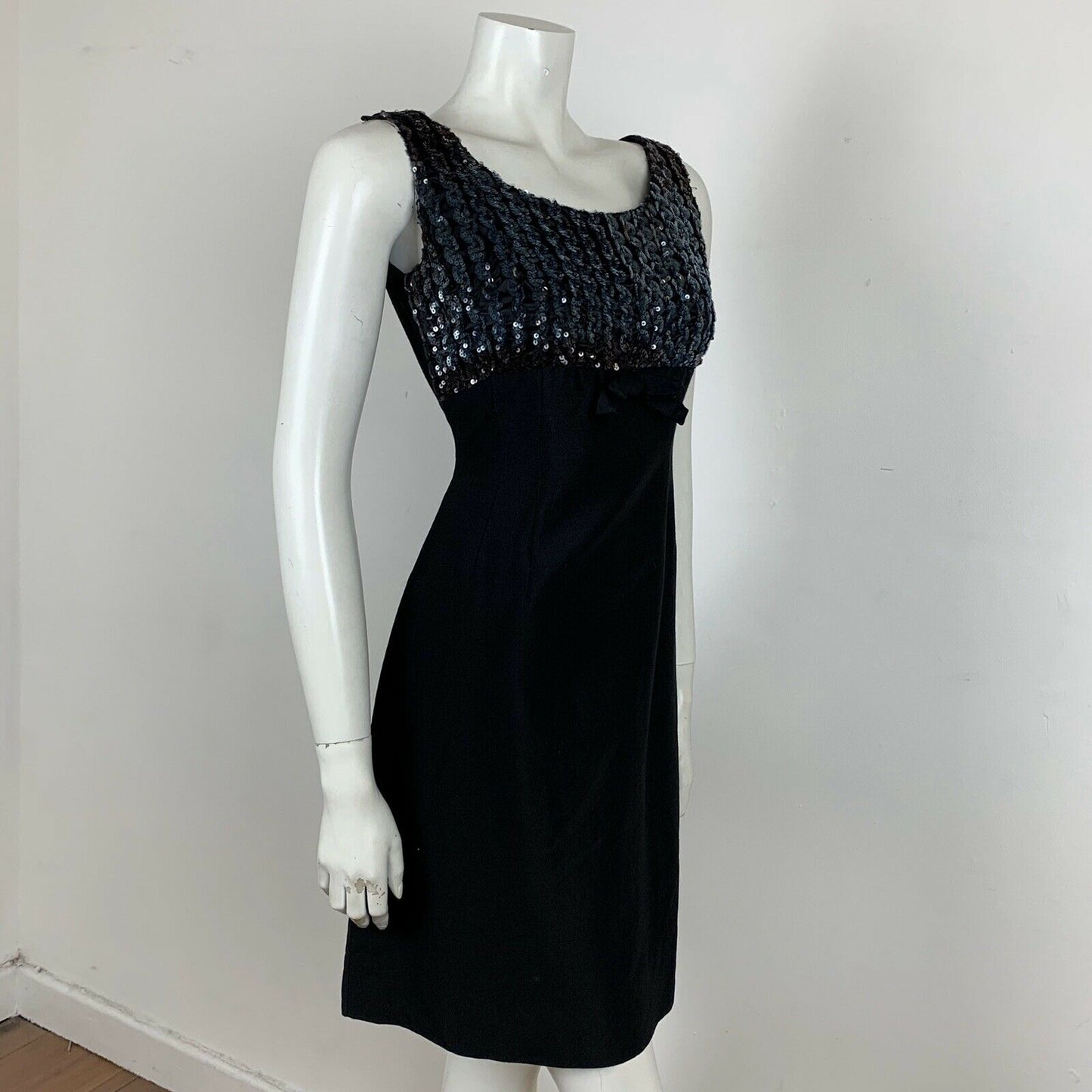 VINTAGE 60S BLACK BLUE IRIDESCENT SEQUIN COCKTAIL DRESS 8 10