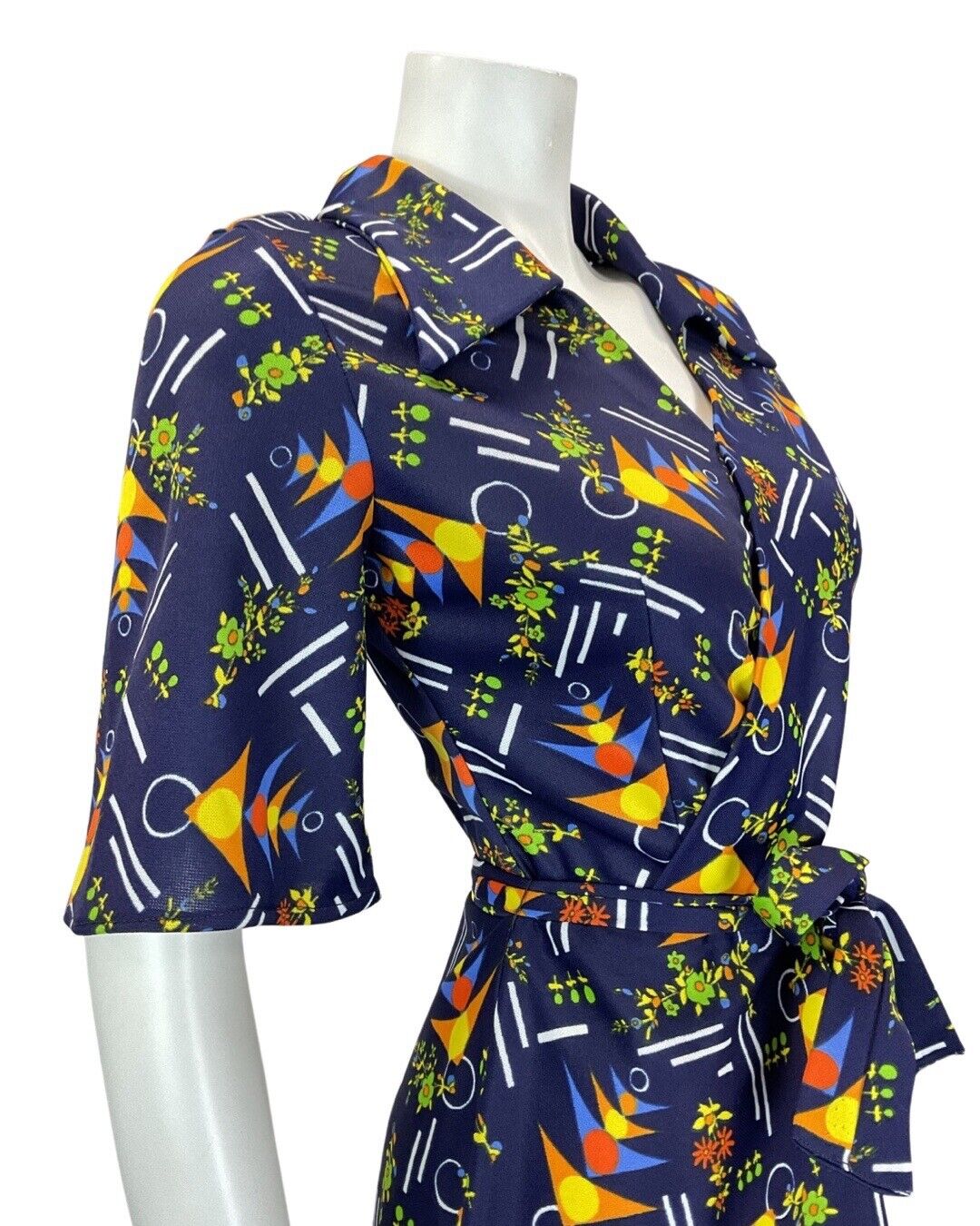 VINTAGE 60s 70s BLUE YELLOW GREEN GEOMETRIC FLOWER DAGGER COLLAR SHORT DRESS 10