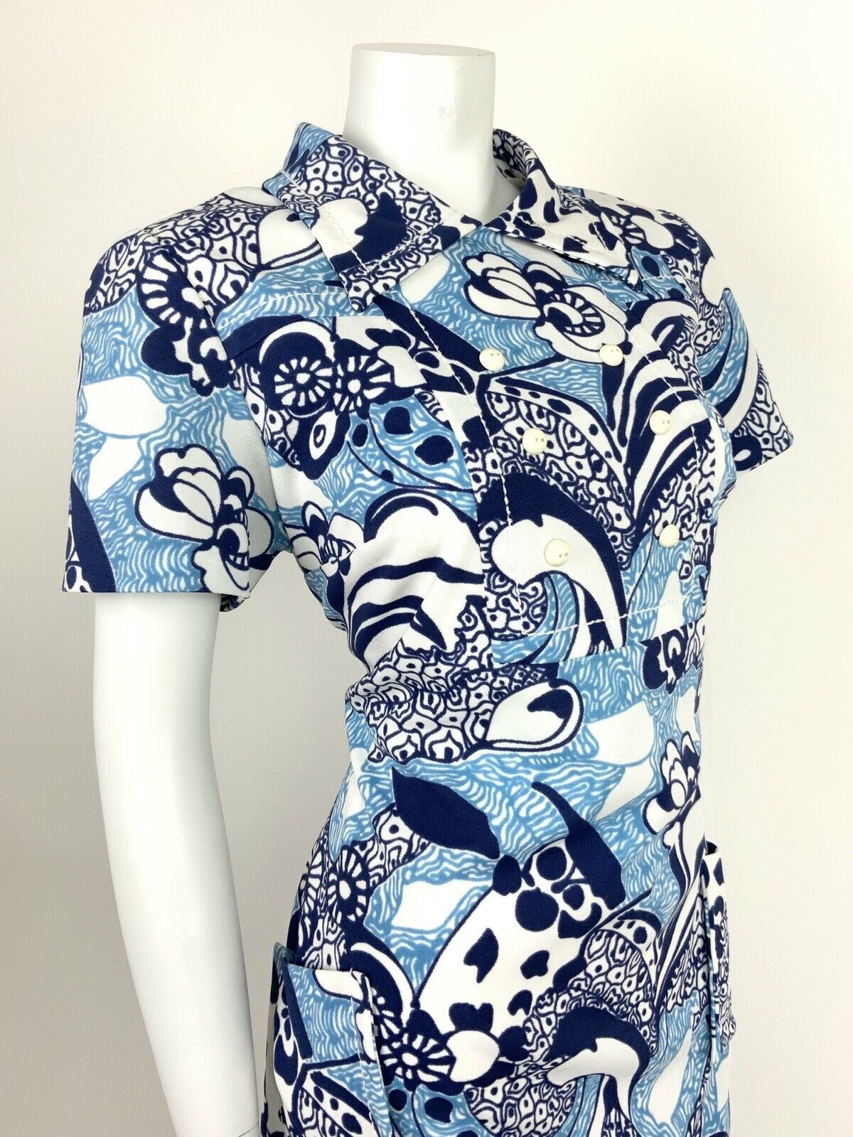 VTG 60s 70s PSYCHEDELIC WHITE NAVY BABY BLUE FLORAL ABSTRACT SHIRT DRESS 14