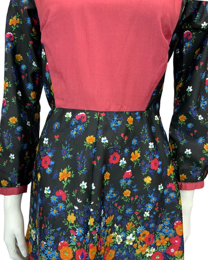 VINTAGE 60s 70s BLACK BURGUNDY BLUE ORANGE FLORAL PRINT FOLK BIB DRESS 12