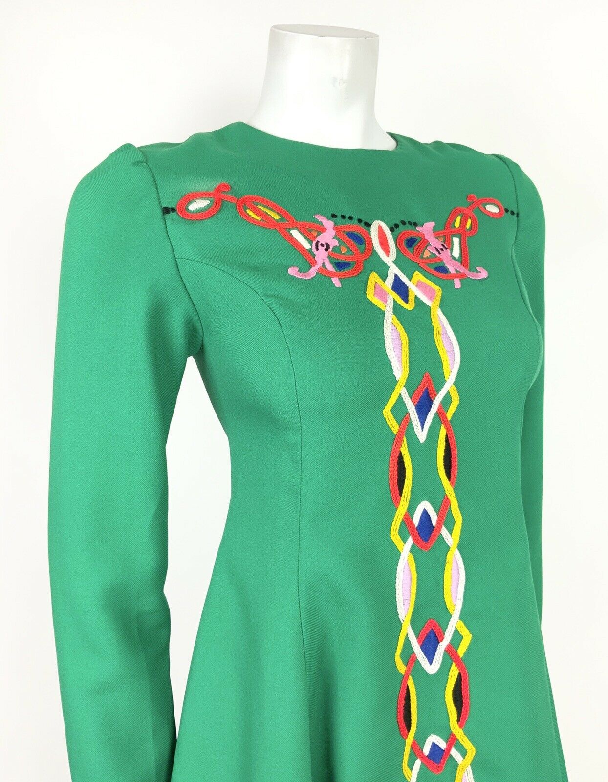 VTG 60s 70s FOLK GREEN WHITE RED YELLOW BLACK CELTIC EMBROIDERED DRESS 4 6