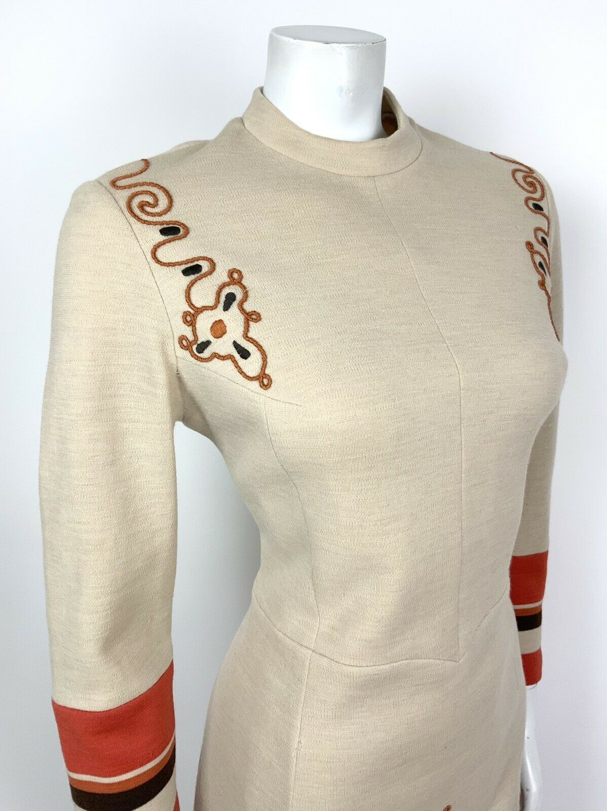 VINTAGE 60s 70s CREAM BROWN ORANGE EMBROIDERED SWIRL FLORAL DRESS 12 14