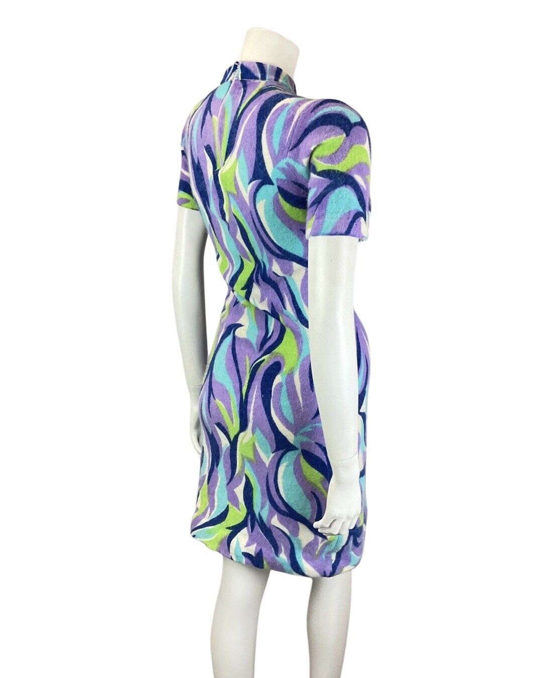 VINTAGE 60s 70s PURPLE GREEN BLUE PSYCHEDELIC SWIRL ANGORA WOOL MOD MINI DRESS 8