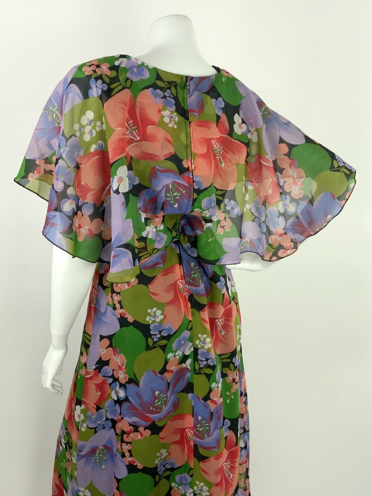 VINTAGE 60s 70s FLORAL MAXI SUMMER DRESS CAPE SLEEVE BLACK GREEN PURPLE PINK 10