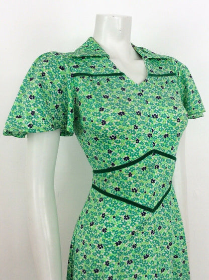 VINTAGE 60s 70s DITSY FLORAL DRESS FLUTTER SLEEVE GREEN BLUE WHITE 8 10