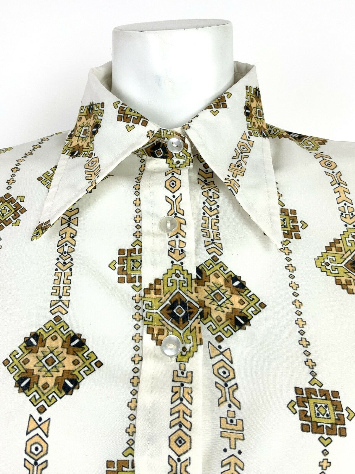 VTG 60s 70s WHITE BROWN BLACK OLIVE AZTEC GEOMETRIC DAGGER COLLAR SHIRT 12 14