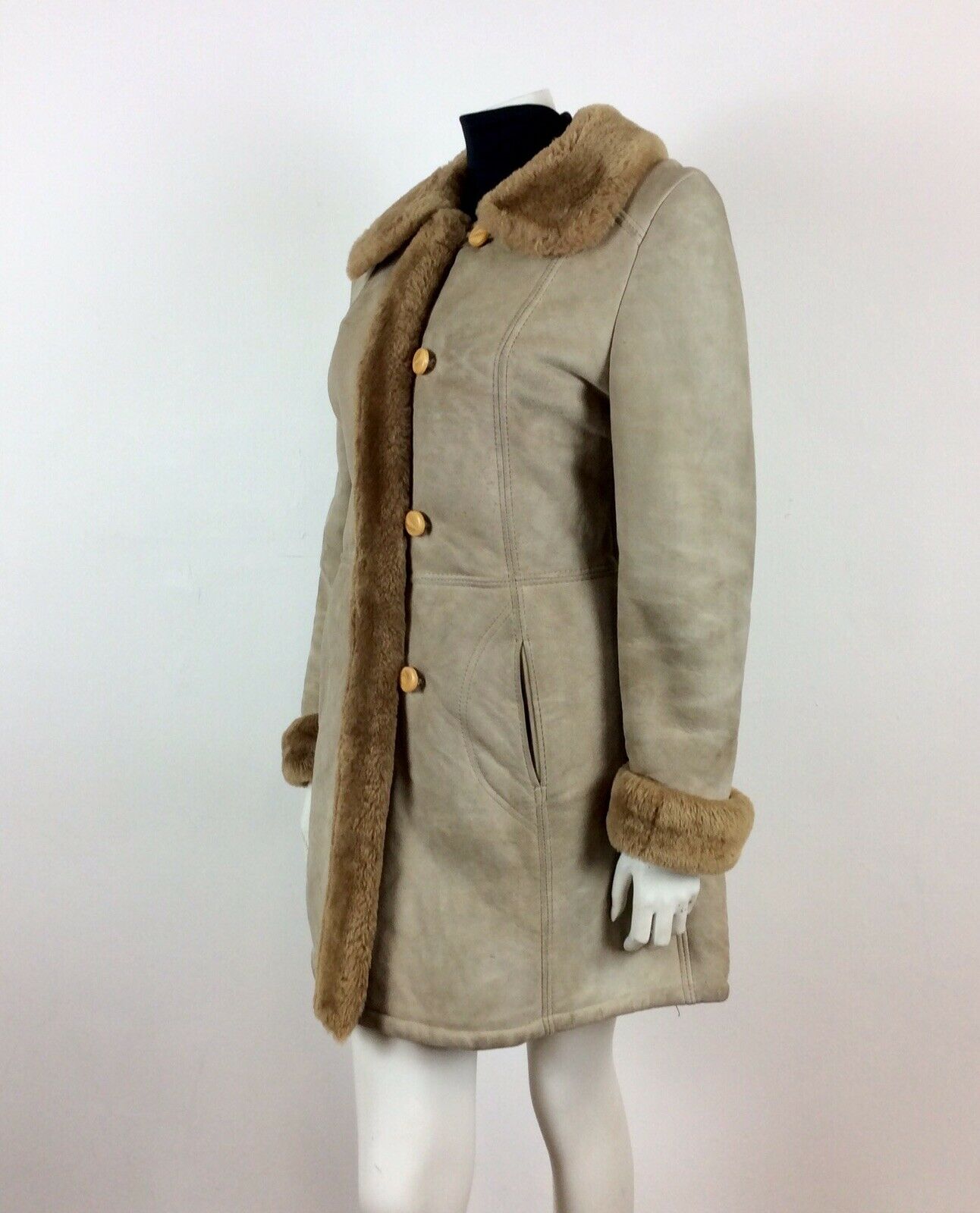 GENUINE VINTAGE 70s SHEARLING SHEEPSKIN CREAM BEIGE COAT FUR TRIM 12 14 16